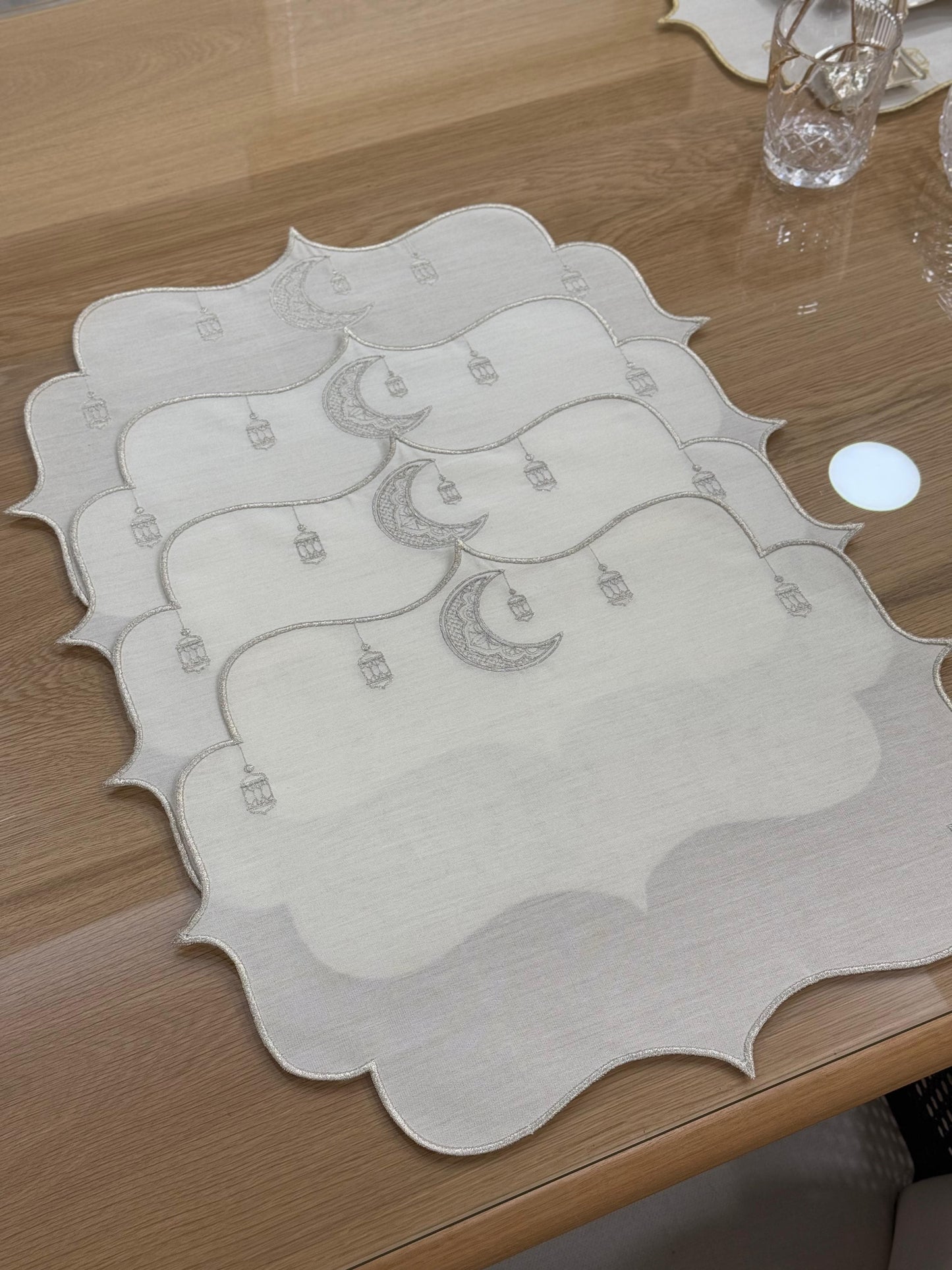 Ramadan Collection: 6-Piece Embroidered Placemats & Cutlery Holders