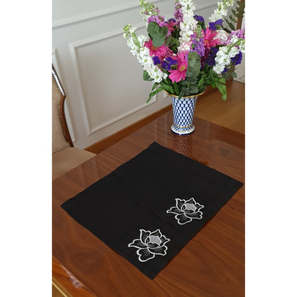 Black Series: 2-Piece Placemat and Coaster Set